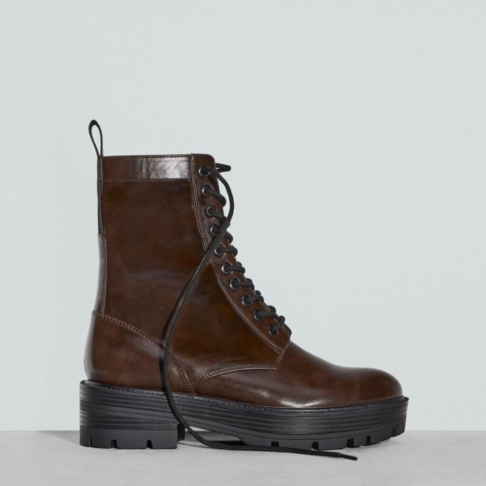 Low heeled ankled boots